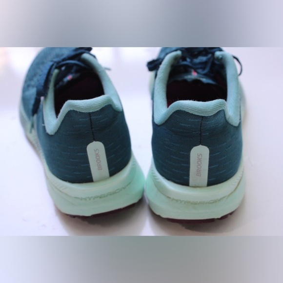 Brooks Hyperion Tempo sneakers - Picture 11 of 14